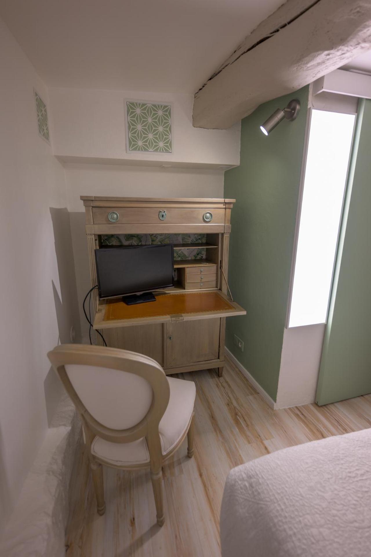 Cosy Flat In The Heart Of Valbonne Village Екстер'єр фото