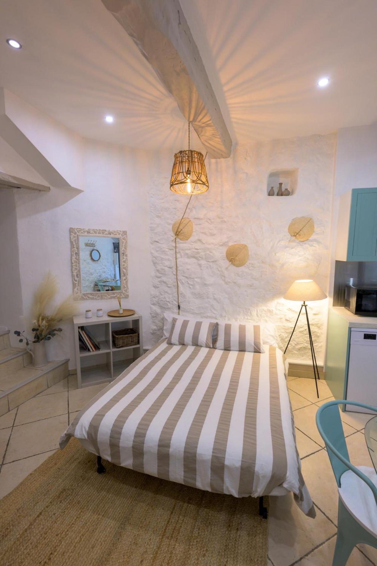 Cosy Flat In The Heart Of Valbonne Village Екстер'єр фото